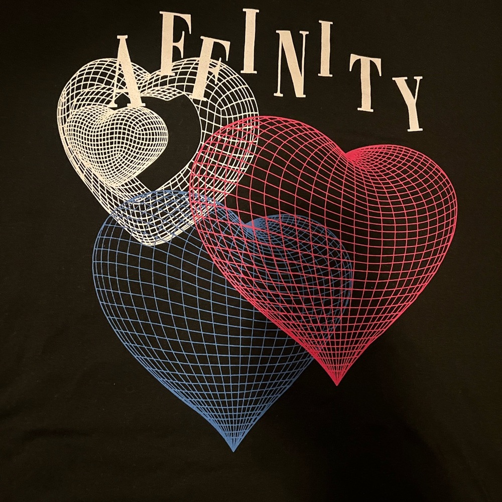 “Affinity” heart black graphic tee